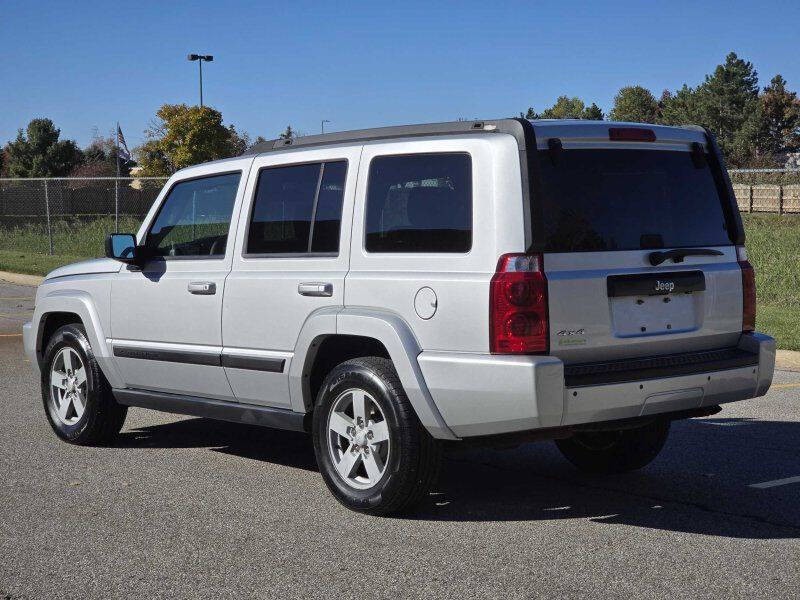 2008 Jeep Commander Image 19