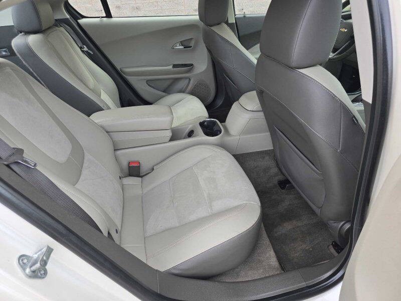 2014 Chevrolet Volt Image 7
