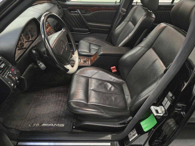 1995 Mercedes-Benz C-Class Image 6