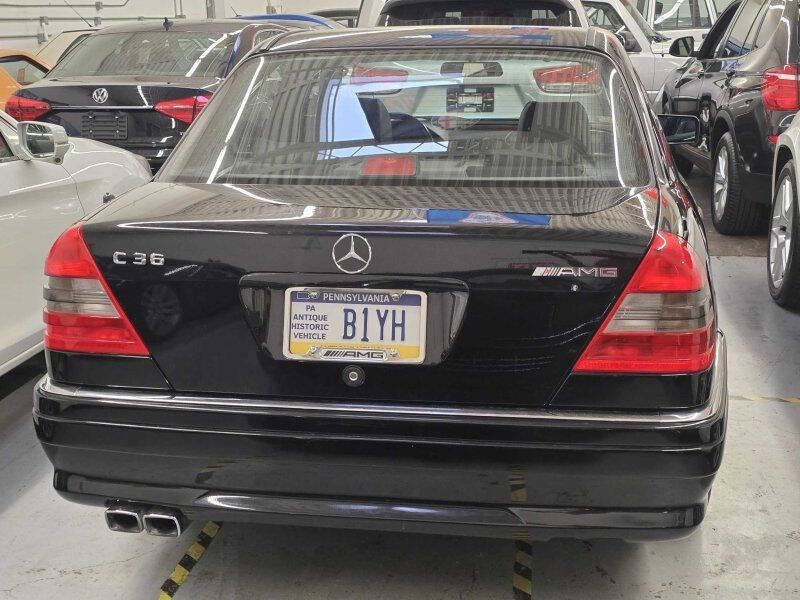 1995 Mercedes-Benz C-Class Image 16