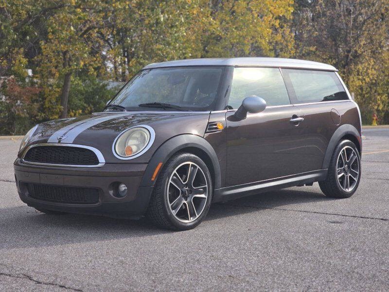 2009 MINI Cooper Clubman Image 2
