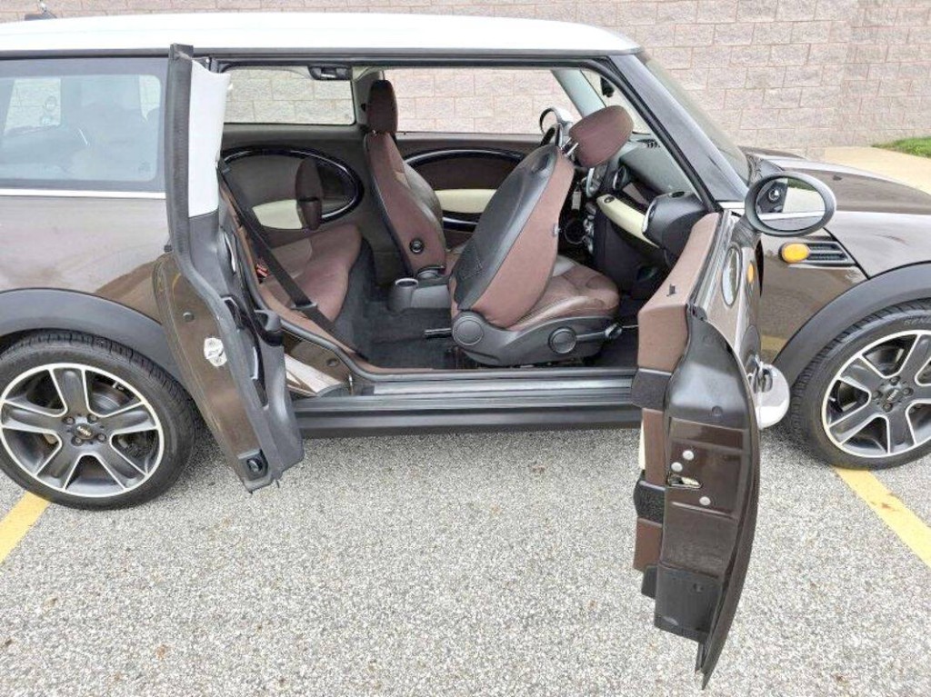 2009 MINI Cooper Clubman Image 10