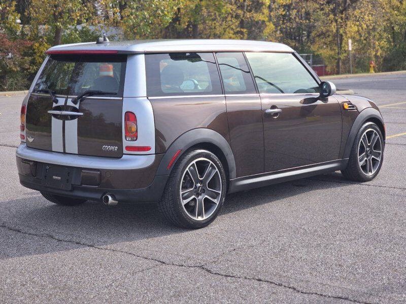 2009 MINI Cooper Clubman Image 18