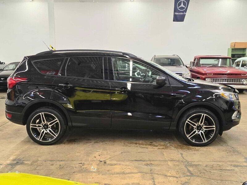 2019 Ford Escape Image 3
