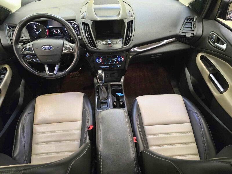 2019 Ford Escape Image 4