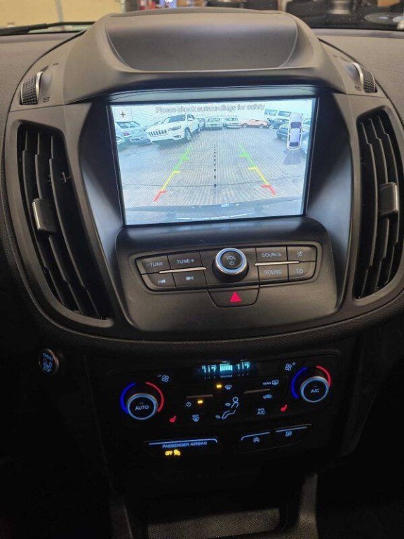 2019 Ford Escape Image 10