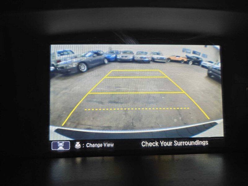 2015 Honda Odyssey Image 13