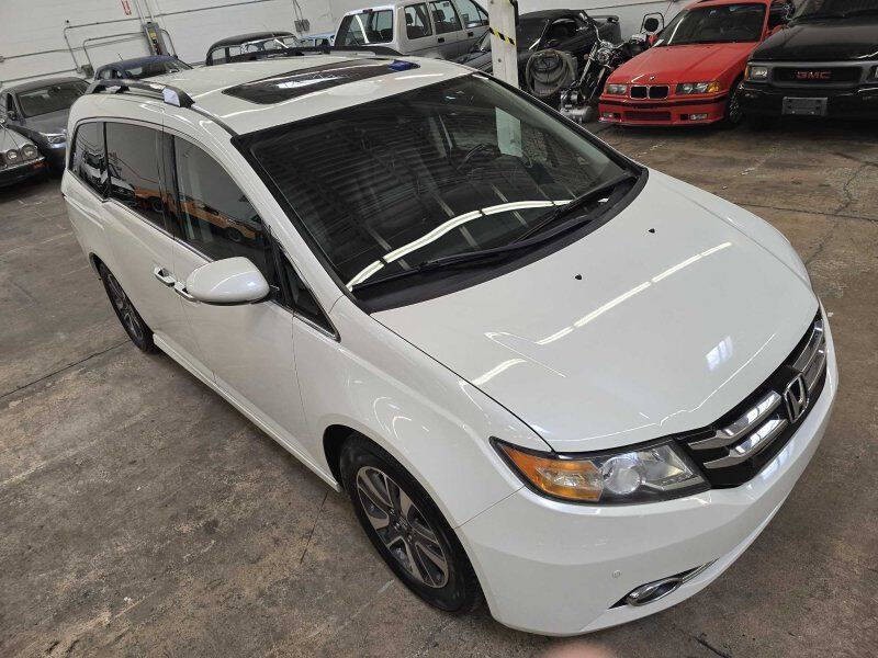 2015 Honda Odyssey Image 18