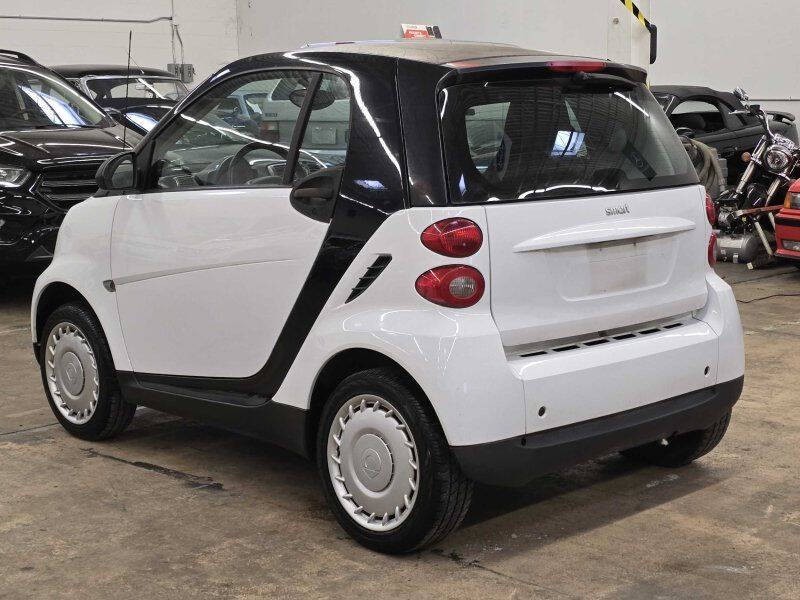2009 smart fortwo Image 11