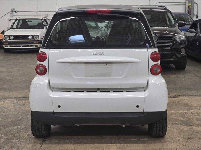 2009 smart fortwo Image 12