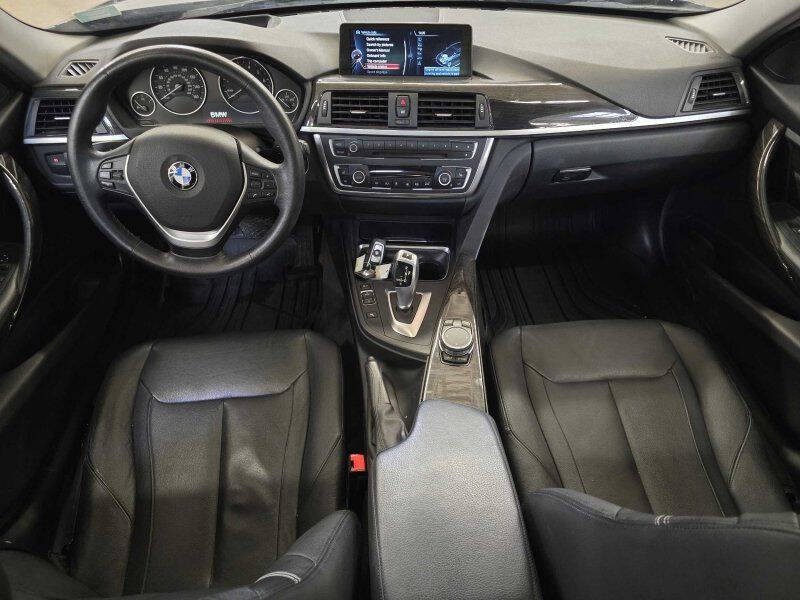 2015 BMW 3 Series Image 4