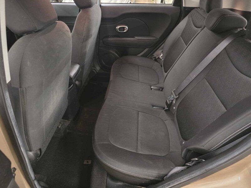 2015 Kia Soul Image 9