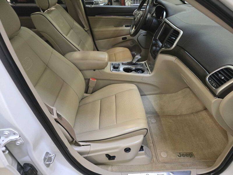 2017 Jeep Grand Cherokee Image 5