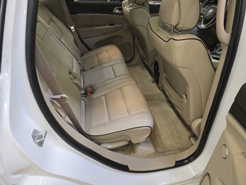 2017 Jeep Grand Cherokee Image 7