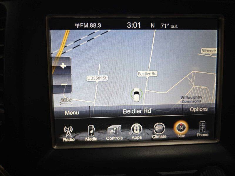 2017 Jeep Grand Cherokee Image 13