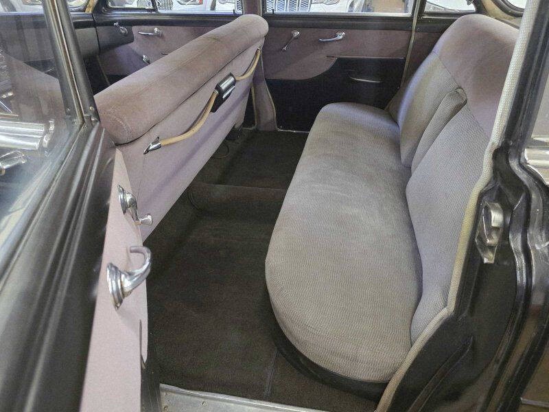 1951 Buick Super Image 15