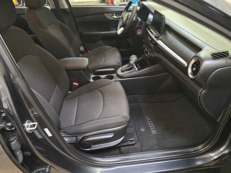 2020 Kia Forte Image 5