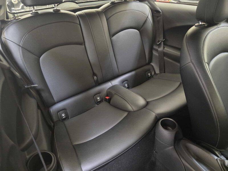 2015 MINI Cooper Image 6