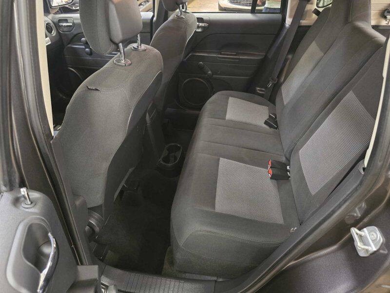 2017 Jeep Compass Image 8