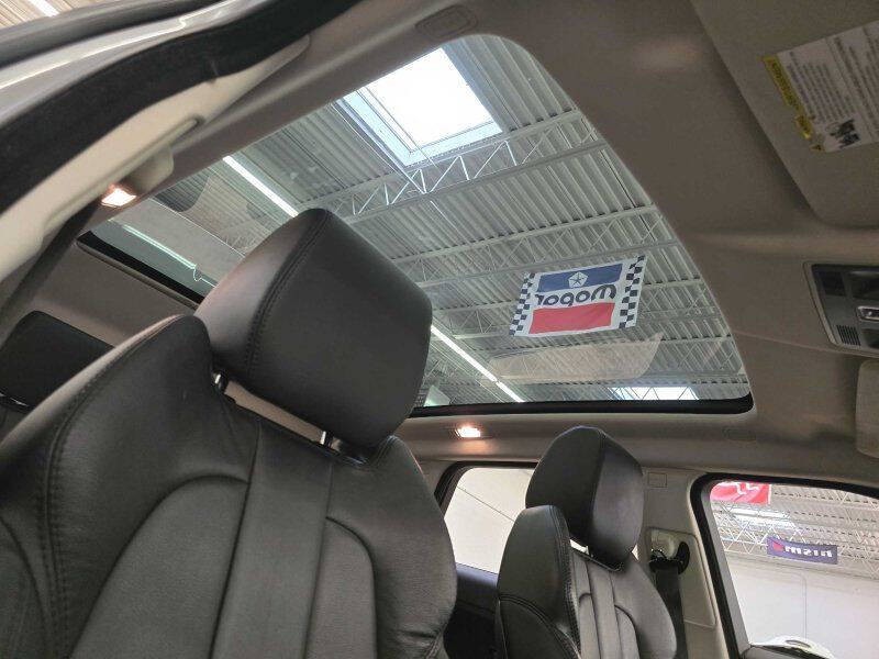 2013 Land Rover Range Rover Evoque Image 14