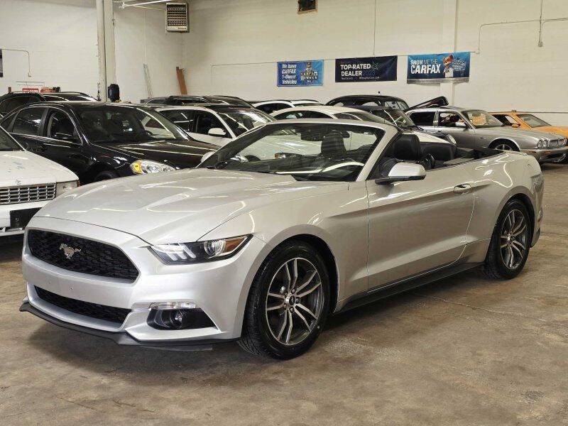 2016 Ford Mustang Image 2