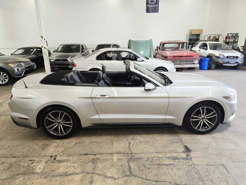 2016 Ford Mustang Image 11