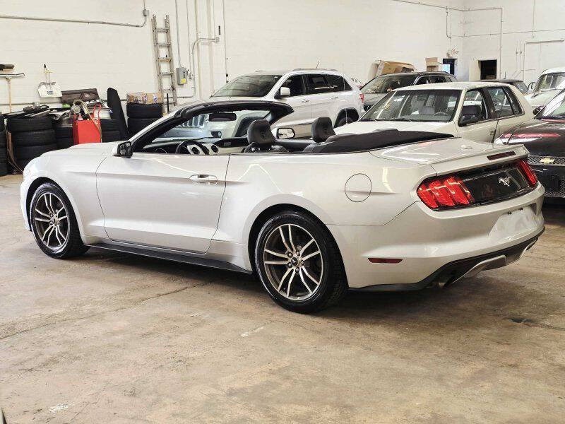 2016 Ford Mustang Image 13