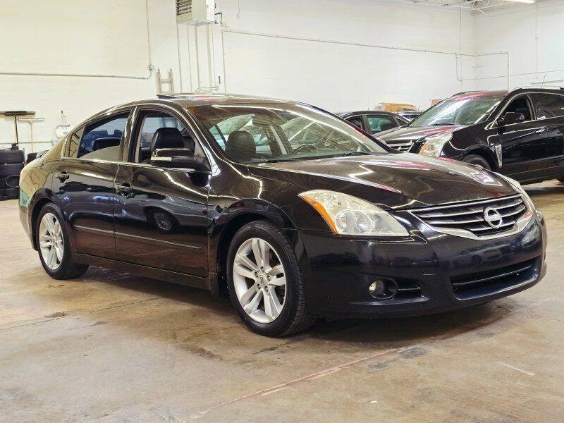 2010 Nissan Altima Image 2