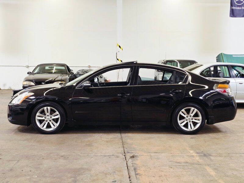 2010 Nissan Altima Image 3