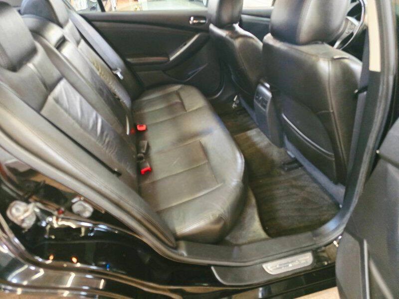 2010 Nissan Altima Image 7