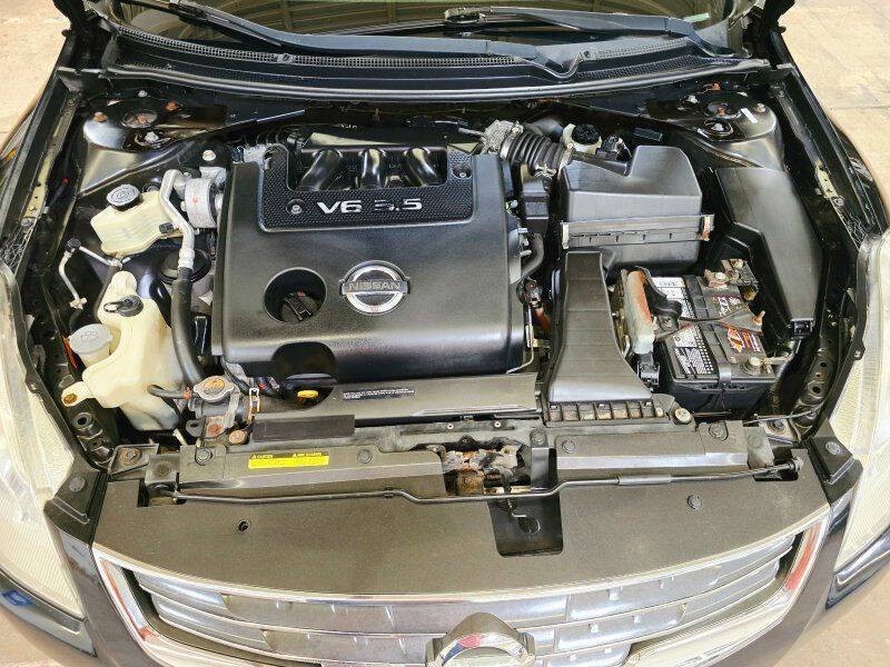2010 Nissan Altima Image 12