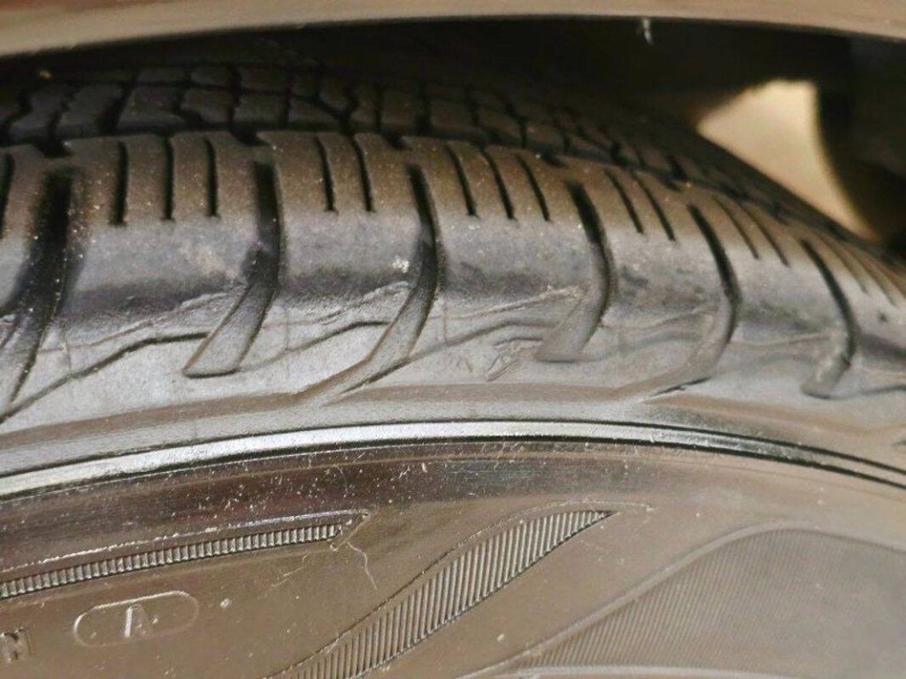2010 Nissan Altima Image 13