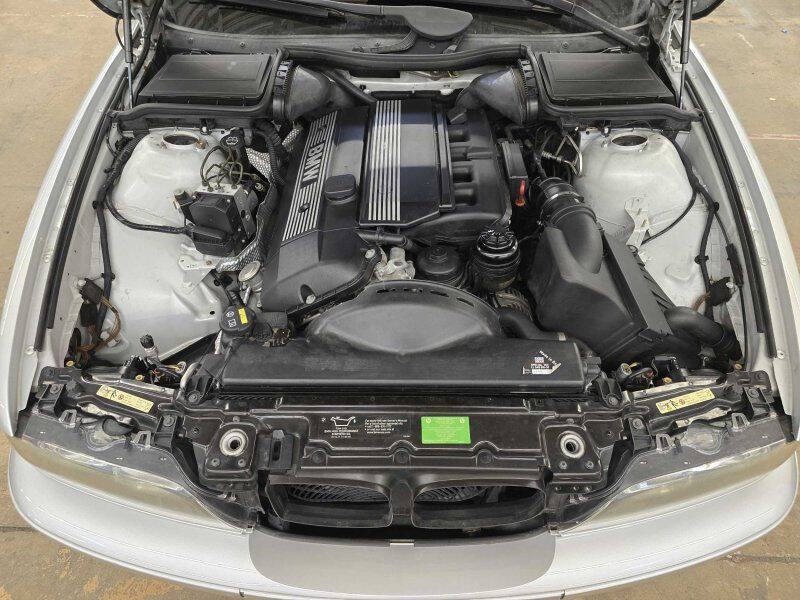 2001 BMW 5 Series Image 11