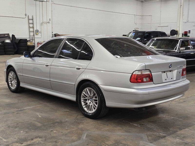 2001 BMW 5 Series Image 16
