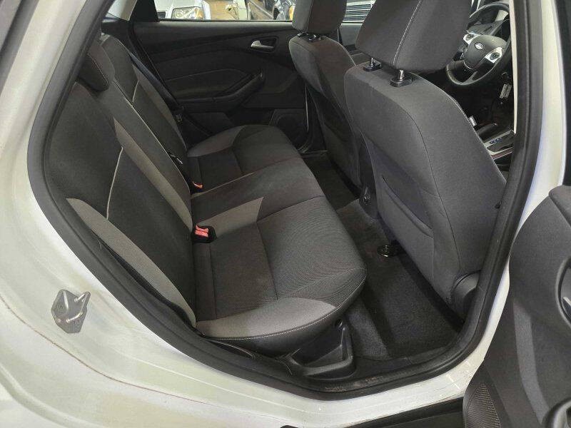 2014 Ford Focus Image 7