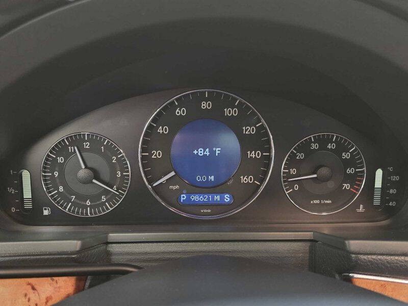 2006 Mercedes-Benz E-Class Image 10