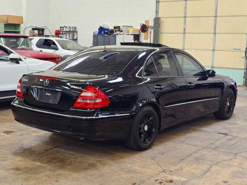 2006 Mercedes-Benz E-Class Image 16