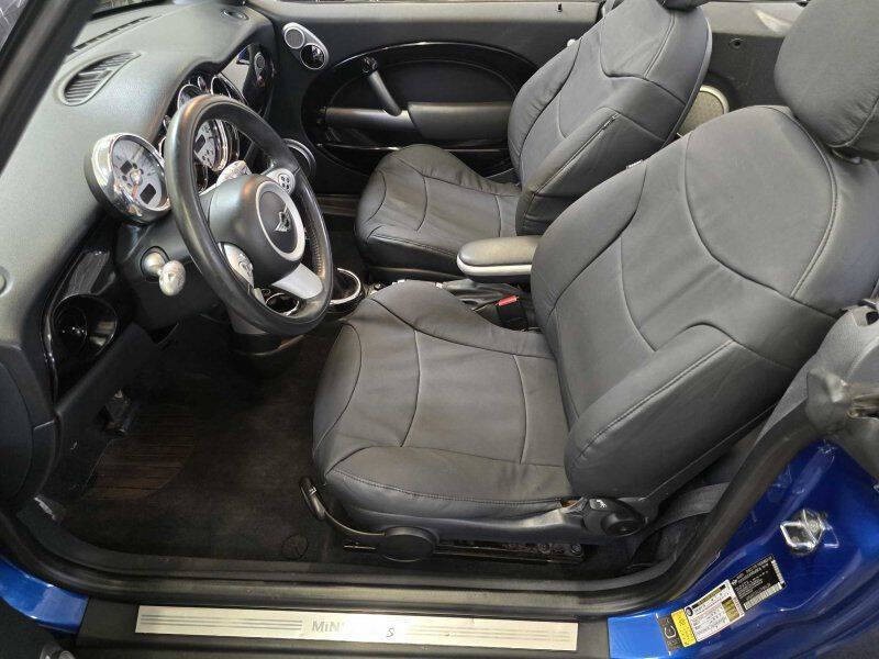 2006 MINI Cooper Image 6