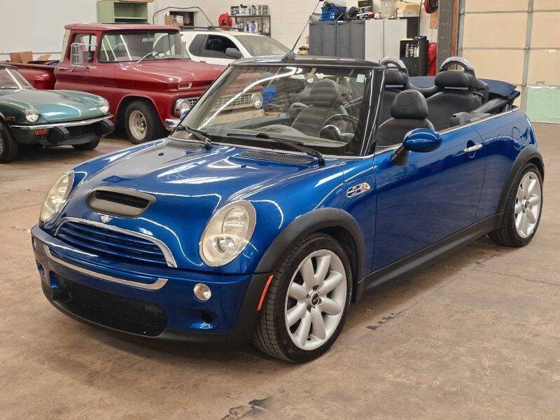 2006 MINI Cooper Image 16
