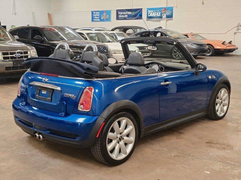 2006 MINI Cooper Image 18