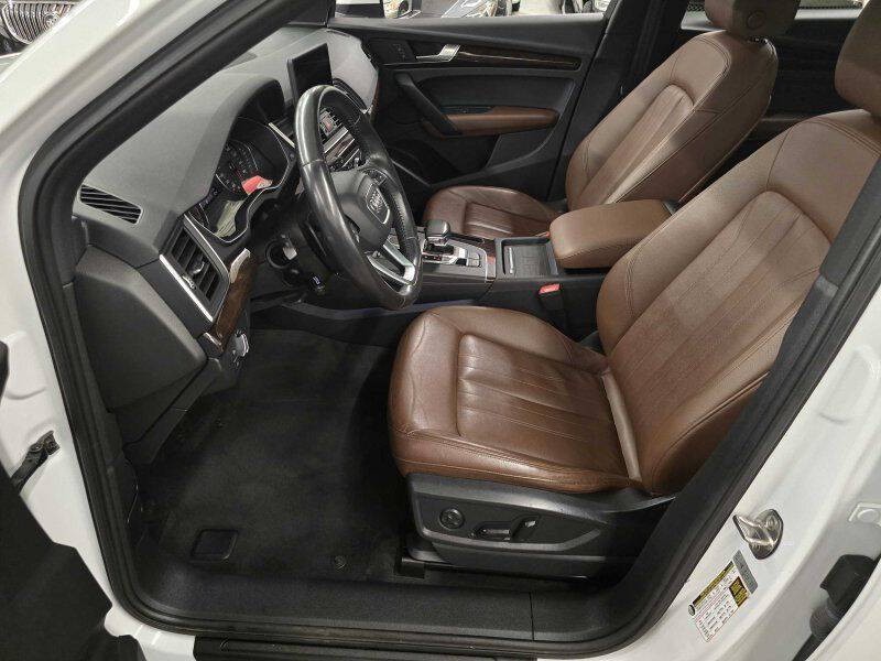 2020 Audi Q5 Image 6