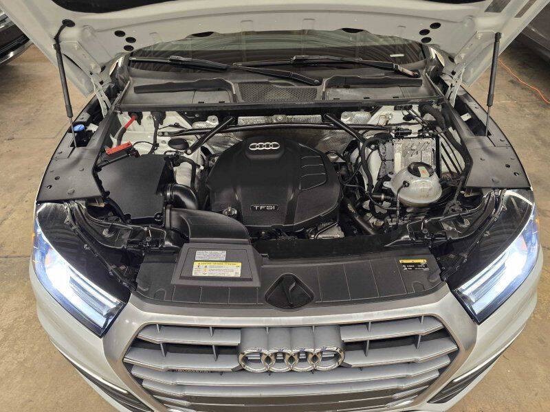 2020 Audi Q5 Image 13