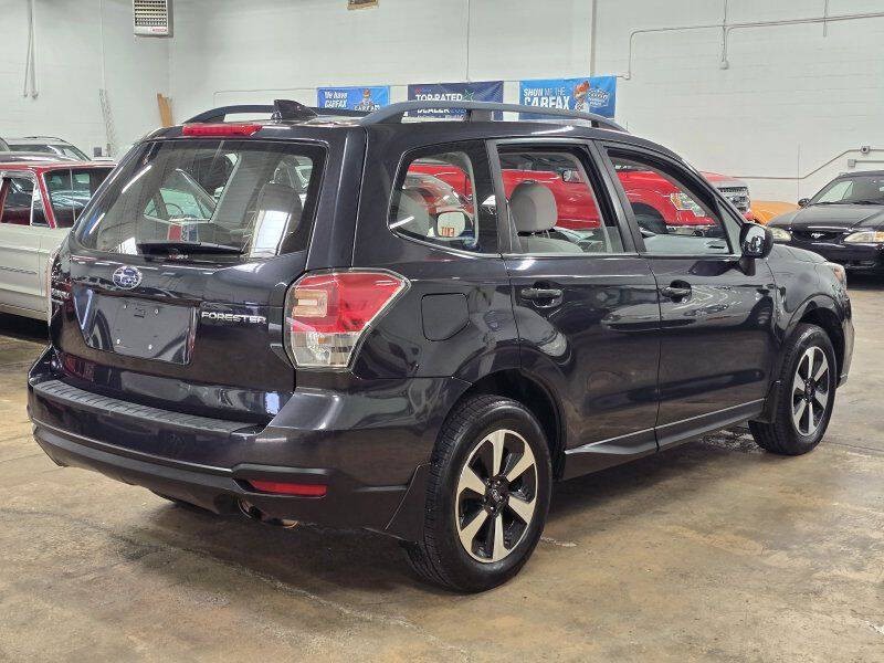 2018 Subaru Forester Image 13