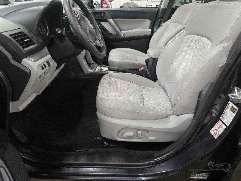 2015 Subaru Forester Image 4
