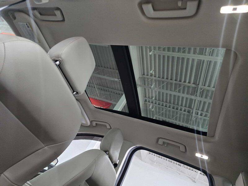 2019 Ford Escape Image 9