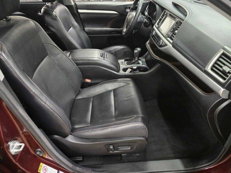 2018 Toyota Highlander Image 5