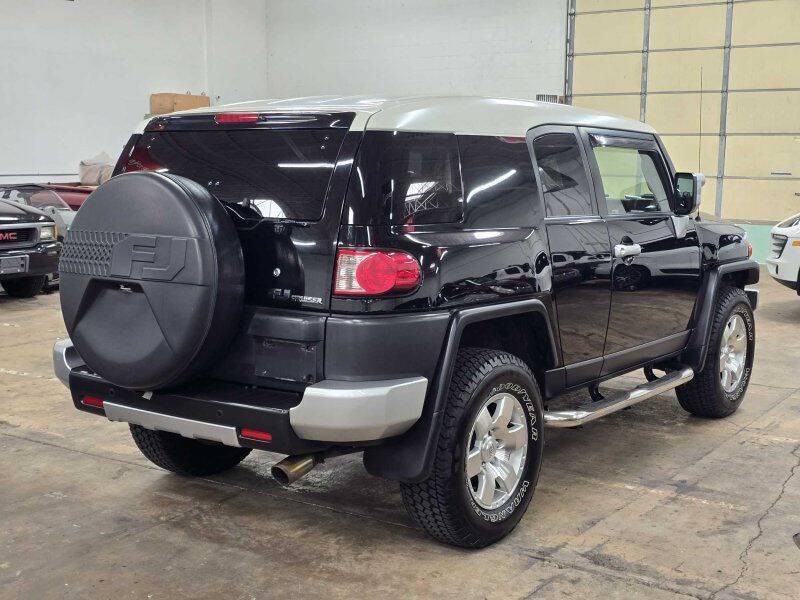 2010 Toyota FJ Cruiser Image 18