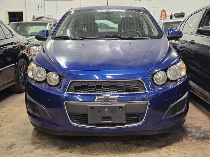 2013 Chevrolet Sonic Image 3