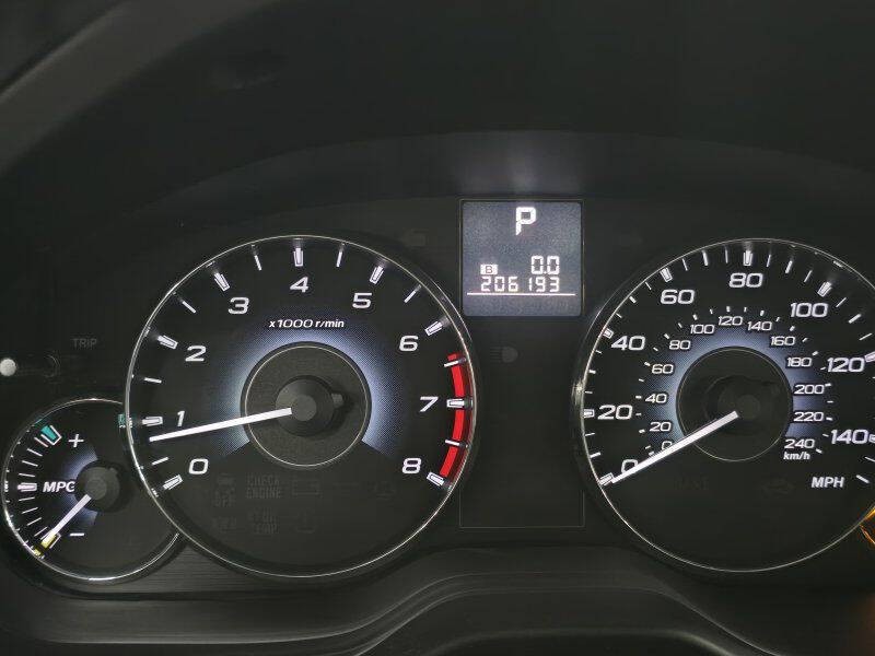 2011 Subaru Outback Image 10
