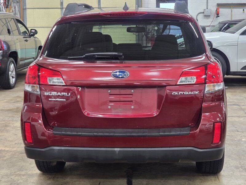 2011 Subaru Outback Image 19